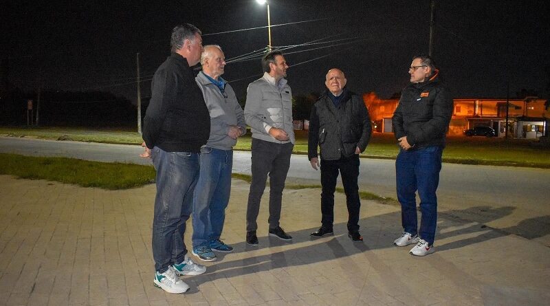 MÁS ILUMINACIÓN Y MÁS SEGURIDAD: SECHEEP EJECUTÓ IMPORTANTES MEJORAS DEL ALUMBRADO PÚBLICO EN FONTANA