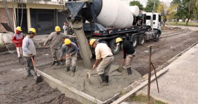 RESISTENCIA: DESPUÉS DE 28 AÑOS, EL BARRIO JARDÍN COMIENZA A TRANSFORMARSE CON PAVIMENTO Y DESAGÜE