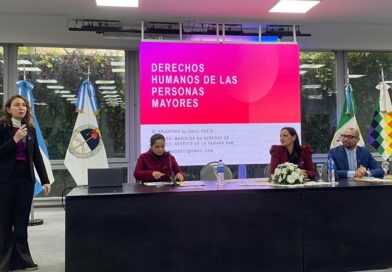 DESARROLLO HUMANO REALIZÓ UN CONVERSATORIO SOBRE PREVENCIÓN DEL MALTRATO A LAS PERSONAS MAYORES Y FIRMÓ UN CONVENIO DE CAPACITACIÓN
