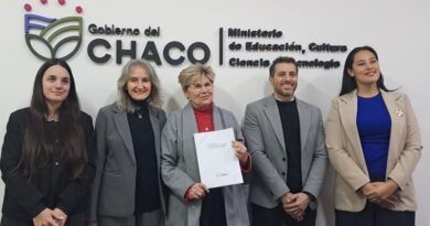 «JUGUEMOS RESPONSABLEMENTE”: EDUCACIÓN Y LOTERÍA CHAQUEÑA LLEVAN A LAS ESCUELAS LA PREVENCIÓN DEL JUEGO EN LÍNEA