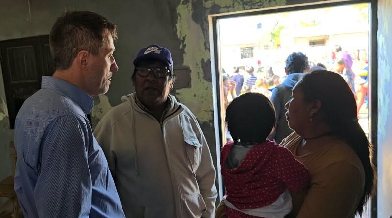 EL GOBIERNO PROVINCIAL LLEVÓ UN OPERATIVO INTEGRAL AL BARRIO NOCAYI DE CASTELLI