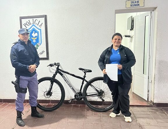 LA TIGRA: LA POLICÍA RECUPERÓ UNA BICICLETA SUSTRAÍDA E IDENTIFICÓ A UN MENOR COMO AUTOR DEL HECHO