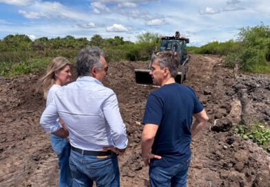 FRENTE AL FENÓMENO DE EL NIÑO, EL GOBIERNO PROVINCIAL REFUERZA LAS DEFENSAS Y AMPLÍA EL LAGO COMPENSADOR