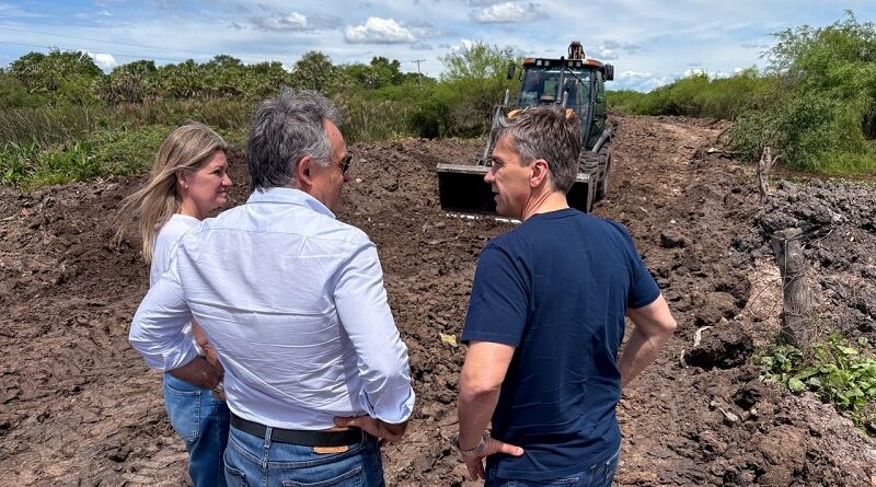 FRENTE AL FENÓMENO DE EL NIÑO, EL GOBIERNO PROVINCIAL REFUERZA LAS DEFENSAS Y AMPLÍA EL LAGO COMPENSADOR
